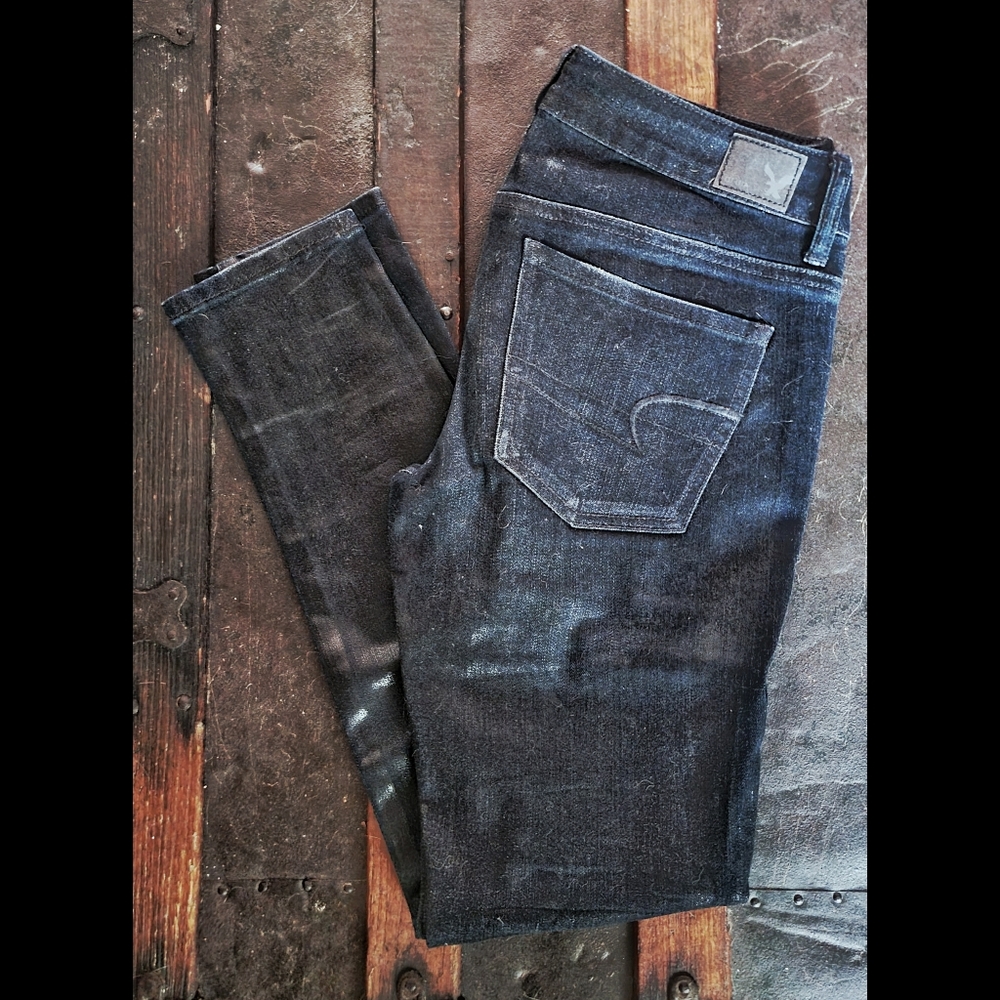 NWT American Eagle Black Shiny Jeggings Size 6 Short